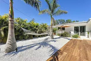 2308 Tulip Street Tulip St, Sarasota, FL 34239 - Photo 46