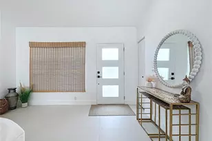 2308 Tulip Street Tulip St, Sarasota, FL 34239 - Photo 6