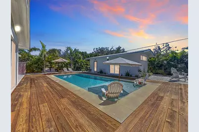 2308 Tulip Street Tulip Street #2308, Sarasota, FL 34239 - Photo 4