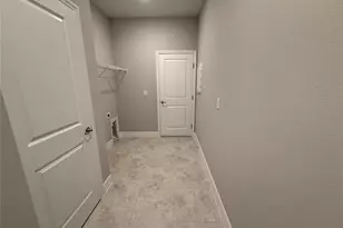 3665 N Cranberry Blvd, North Port, FL 34286 - Photo 26