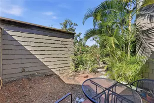 1630 Treehouse Cir, Sarasota, FL 34231 - Photo 6