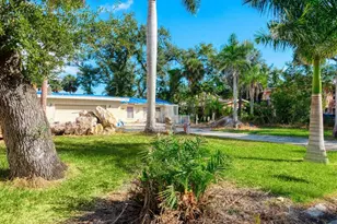 1401 1st Ave E, Bradenton, FL 34208 - Photo 6