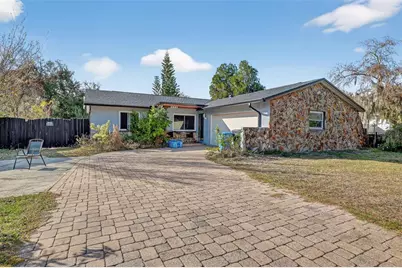 3801 Southview Drive, Brandon, FL 33511 - Photo 2