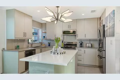 37 Sunset Drive #44, Sarasota, FL 34236 - Photo 14