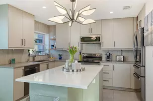 37 Sunset Dr, Sarasota, FL 34236 - Photo 14