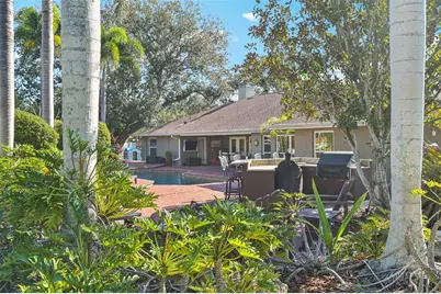 1008 80th Street NW, Bradenton, FL 34209 - Photo 4