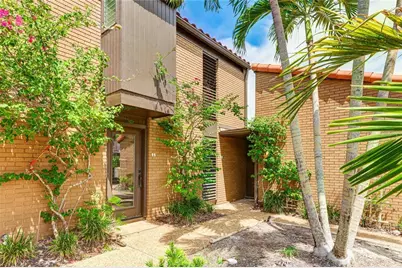 11 Sandy Cove Road #8F, Sarasota, FL 34242 - Photo 2