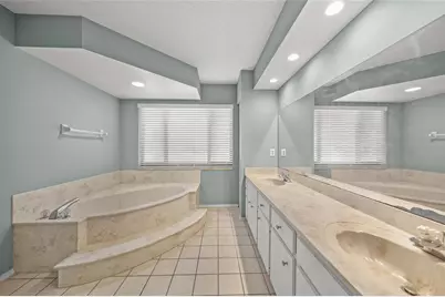 352 Ardenwood Drive, Englewood, FL 34223 - Photo 18