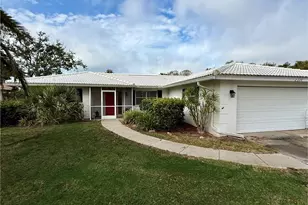 2328 Cass St, Sarasota, FL 34231 - Photo 1