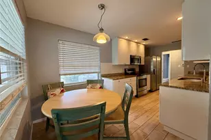 2328 Cass St, Sarasota, FL 34231 - Photo 6