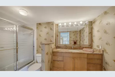 1750 Benjamin Franklin Drive #F, Sarasota, FL 34236 - Photo 18