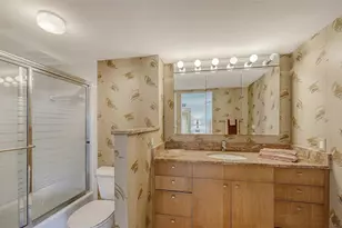 1750 Benjamin Franklin Dr, Sarasota, FL 34236 - Photo 18