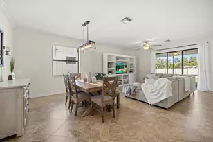 707 Fire Bush Ct, Bradenton, FL 34212 - Photo 4