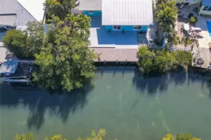 518 56th St, Holmes Beach, FL 34217 - Photo 32