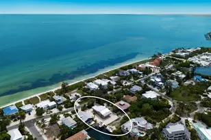 807 S Bay Blvd, Anna Maria, FL 34216 - Photo 2