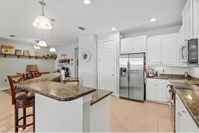 1098 Bradberry Drive, Nokomis, FL 34275 - Photo 12