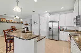 1098 Bradberry Dr, Nokomis, FL 34275 - Photo 12