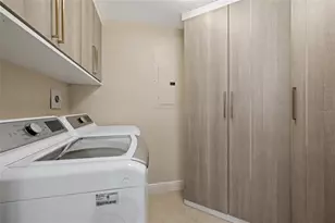 800 N Tamiami Trail, Sarasota, FL 34236 - Photo 20