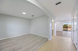 415 Gris Sky Ln, Bradenton, FL 34212 - Photo 2