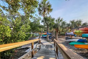 825 Bayport Wy, Longboat Key, FL 34228 - Photo 4