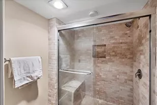 825 Bayport Wy, Longboat Key, FL 34228 - Photo 38