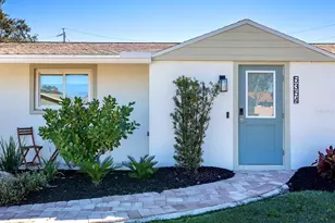 5354 Knollwood Pl, Sarasota, FL 34232 - Photo 2