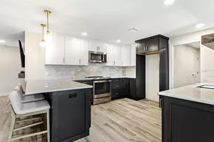 5354 Knollwood Pl, Sarasota, FL 34232 - Photo 10