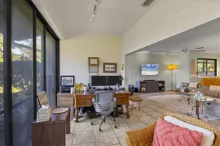 4870 Kestral Park Cir, Sarasota, FL 34231 - Photo 26