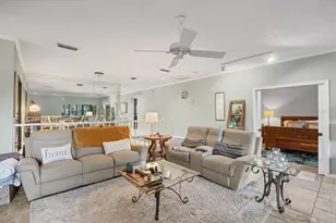 4870 Kestral Park Cir, Sarasota, FL 34231 - Photo 14