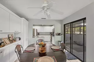 4870 Kestral Park Cir, Sarasota, FL 34231 - Photo 18