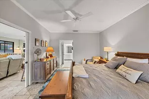 4870 Kestral Park Cir, Sarasota, FL 34231 - Photo 24