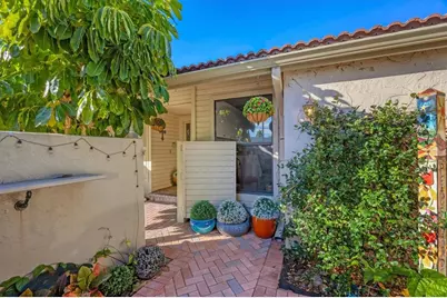 4870 Kestral Park Circle #14, Sarasota, FL 34231 - Photo 8