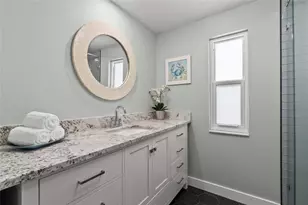 353 Avenida Leona, Sarasota, FL 34242 - Photo 30