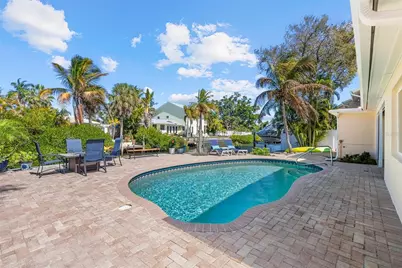 353 Avenida Leona, Sarasota, FL 34242 - Photo 36