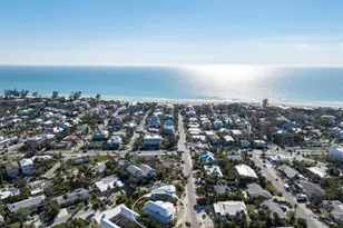 211 81st St, Holmes Beach, FL 34217 - Photo 54