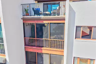 1602 Stickney Point Rd, Sarasota, FL 34231 - Photo 30