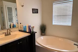 5707 45th St E, Bradenton, FL 34203 - Photo 14