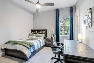 8556 Pavia Way, Lakewood Ranch, FL 34202 - Photo 36