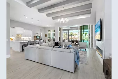 8556 Pavia Way, Lakewood Ranch, FL 34202 - Photo 10