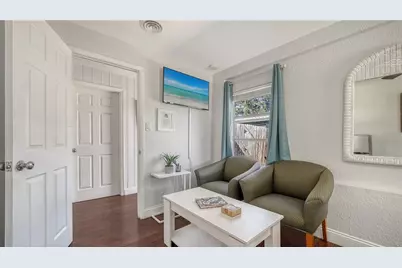 3008 Arch Drive, Sarasota, FL 34232 - Photo 22