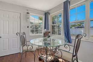 3008 Arch Dr, Sarasota, FL 34232 - Photo 16