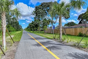 3008 Arch Dr, Sarasota, FL 34232 - Photo 48