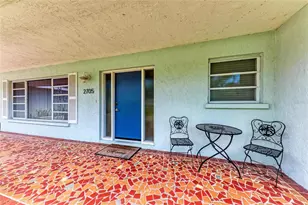 2705 S Brink Ave, Sarasota, FL 34239 - Photo 6