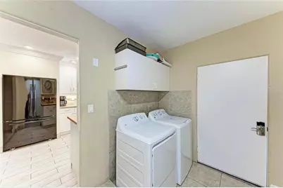 2705 S Brink Avenue, Sarasota, FL 34239 - Photo 38