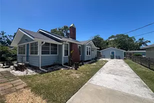 914 17th St W, Bradenton, FL 34205 - Photo 1