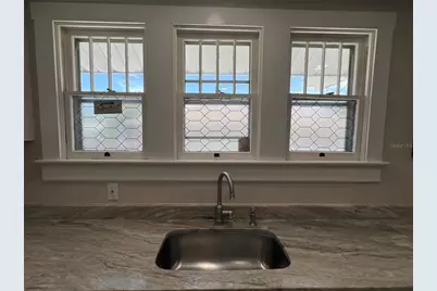 914 17th Street W, Bradenton, FL 34205 - Photo 6