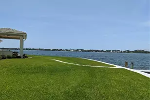 7692 Cove Terrace, Sarasota, FL 34231 - Photo 46