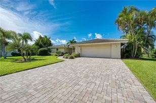 7692 Cove Terrace, Sarasota, FL 34231 - Photo 48