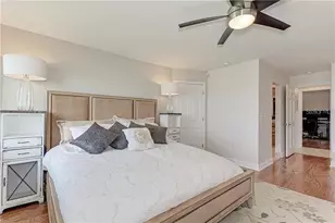 7692 Cove Terrace, Sarasota, FL 34231 - Photo 30