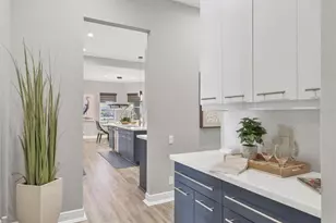 20170 Passagio Dr, Venice, FL 34293 - Photo 18